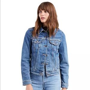 Levi’s Original Trucker Denim Jacket (Size M)